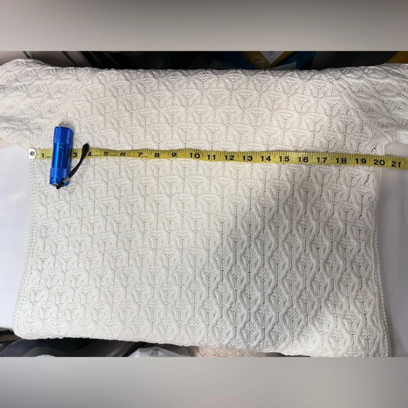 JEANNE PIERRE‎ Ivory cable knit sweater size L. - Picture 8 of 11